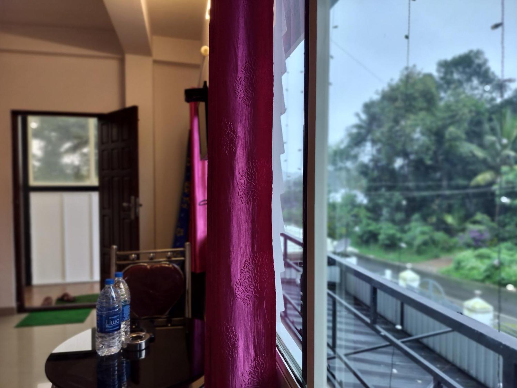 Himadri Munnar Holidays Eksteriør billede