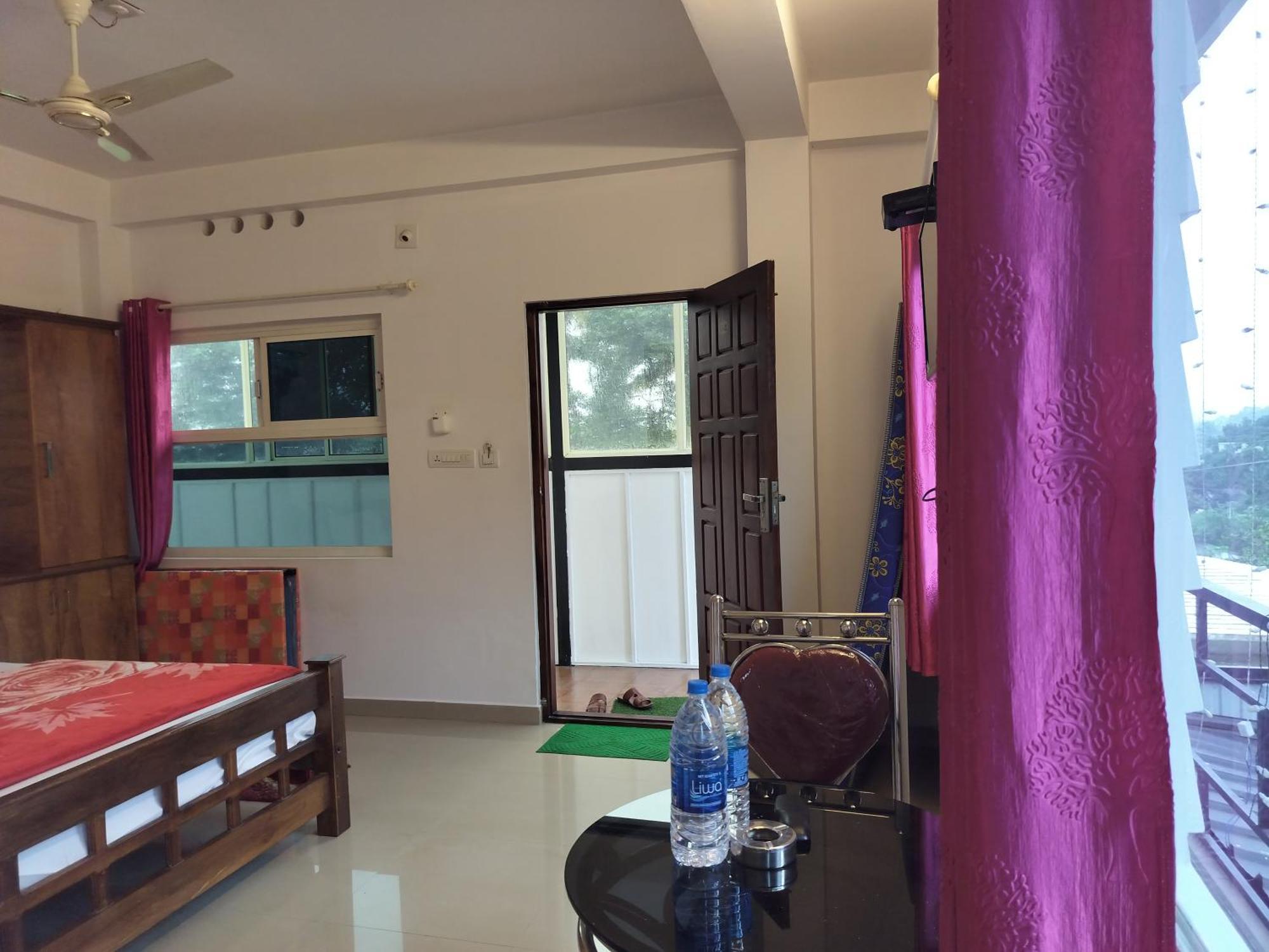 Himadri Munnar Holidays Eksteriør billede