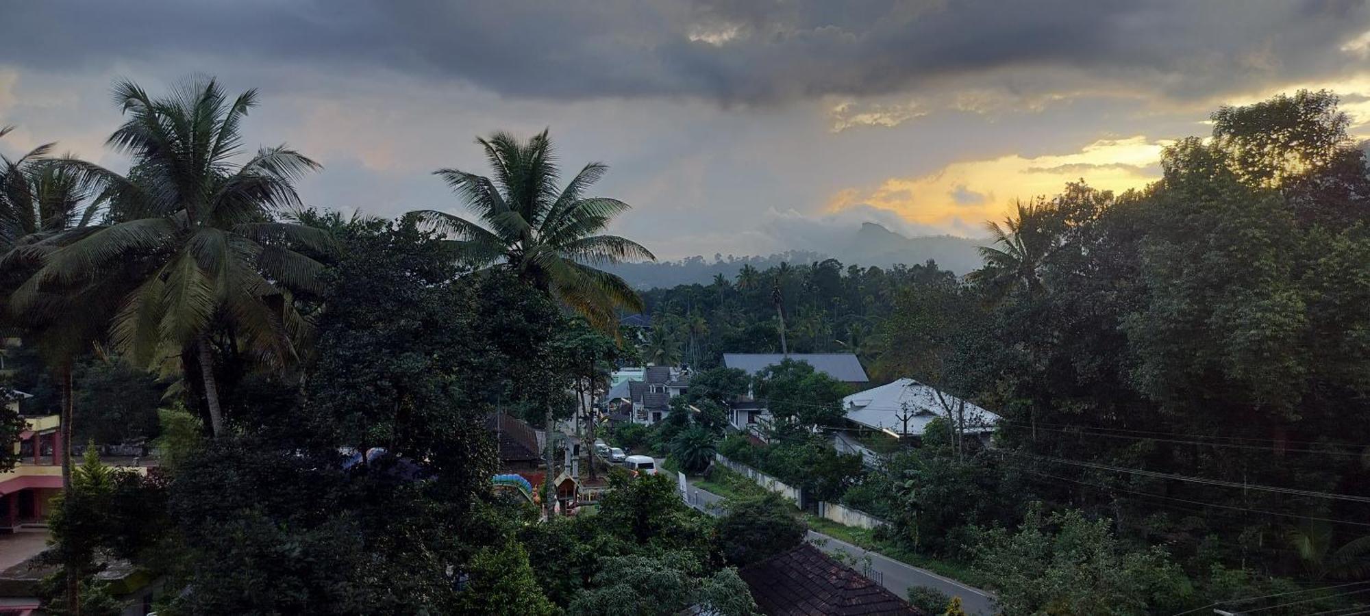Himadri Munnar Holidays Eksteriør billede